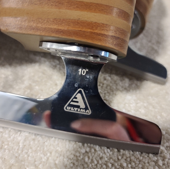 GAM Gold Label 0528 Size 7A with Jackson Supreme 10" Figure Skates - Picture 7 of 7